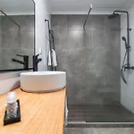 P&h * Ponta Delgada