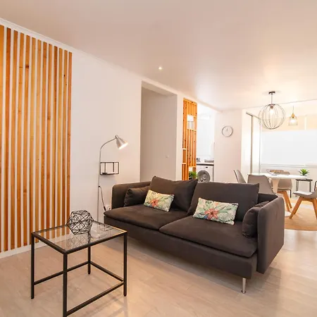 公寓 P&h 蓬塔德尔加达